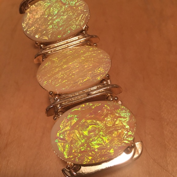 Yellow Oval Costume Stretch Bracelet - Picture 3 of 3